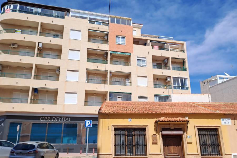 Resale - Apartment  - La Mata