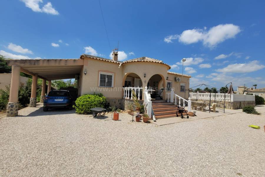 Resale - Country Villa   - Catral
