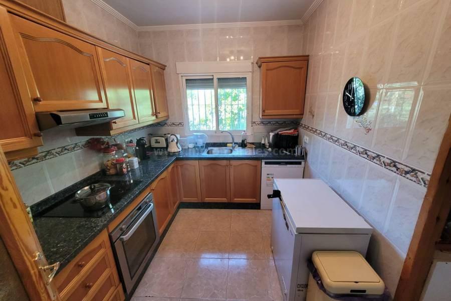 Resale - Country Villa   - Catral