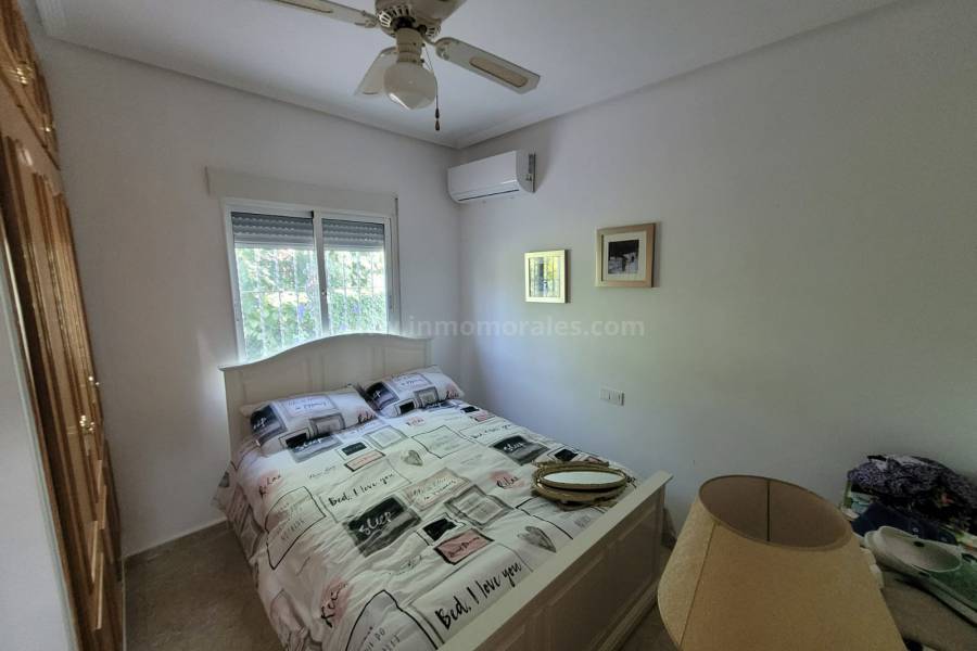 Resale - Country Villa   - Catral