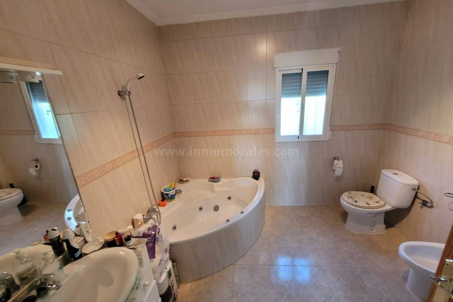 Resale - Country Villa   - Catral