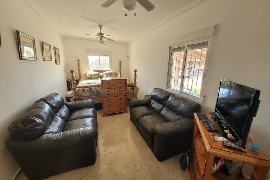 Resale - Country Villa   - Catral