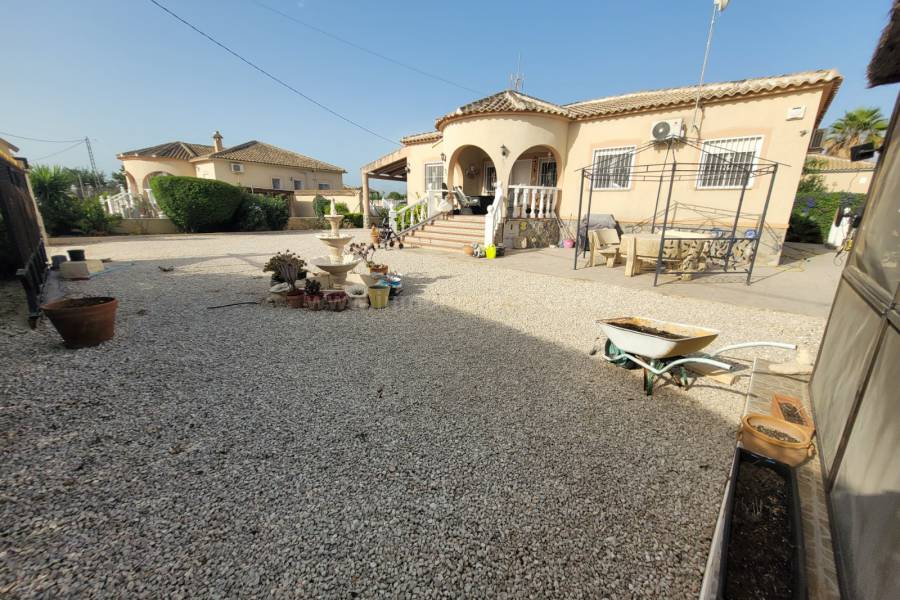 Resale - Country Villa   - Catral
