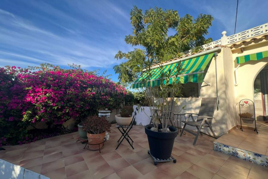 Resale - Village house - Orihuela - Benferri