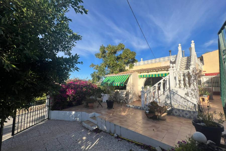 Resale - Village house - Orihuela - Benferri