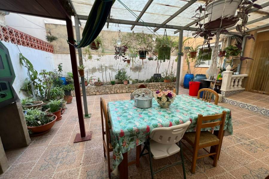 Resale - Town House  - Formentera del Segura