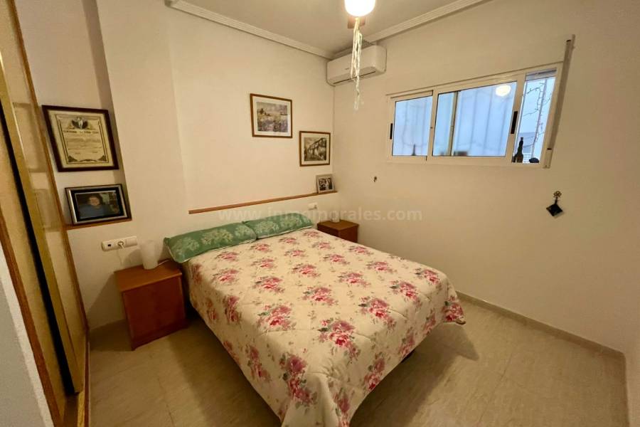 Resale - Apartment  - Almoradí