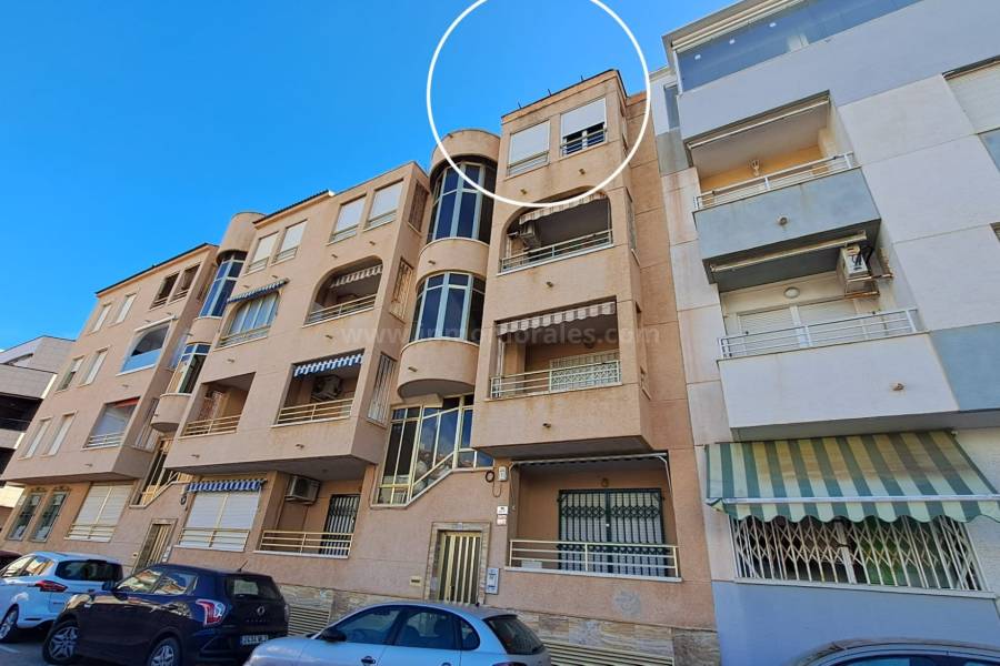 Resale - Apartment  - La Mata