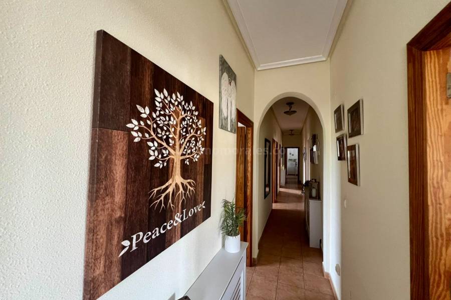 Venta - Casa de Campo - Catral