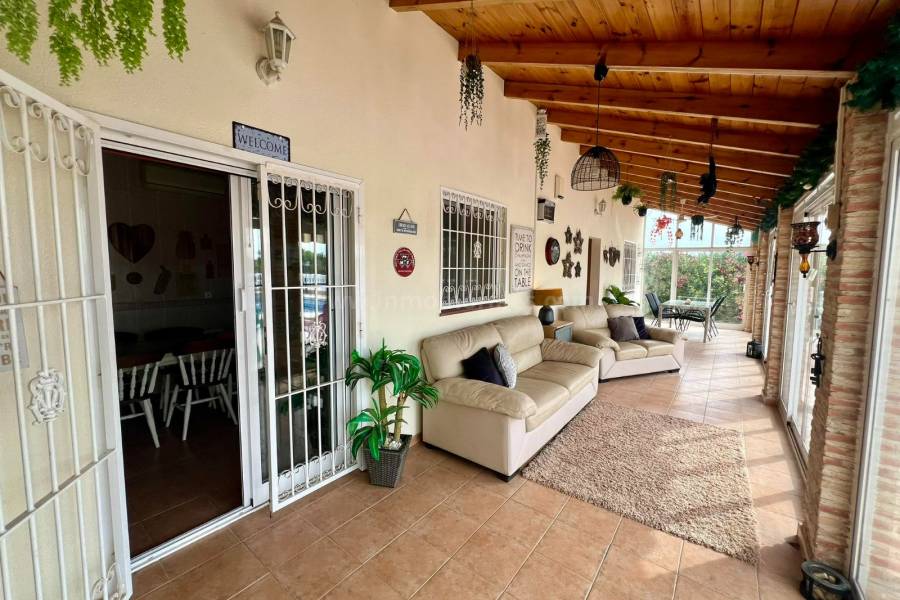 Venta - Casa de Campo - Catral