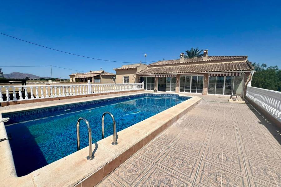 Venta - Casa de Campo - Catral