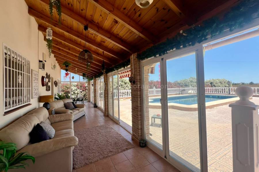Venta - Casa de Campo - Catral