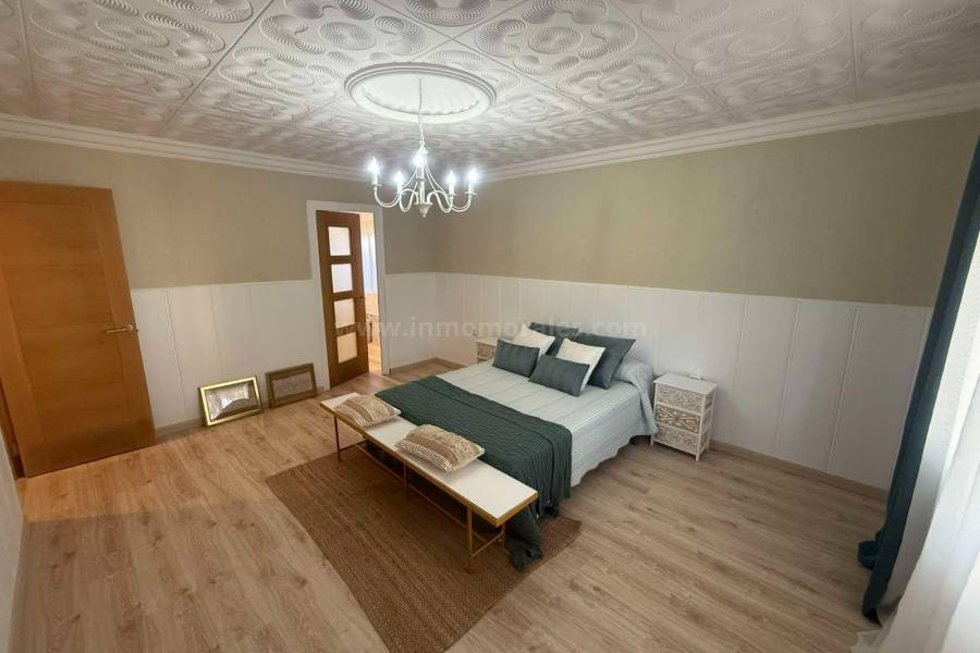 Herverkoop - Villa ( Finca ) - Orihuela
