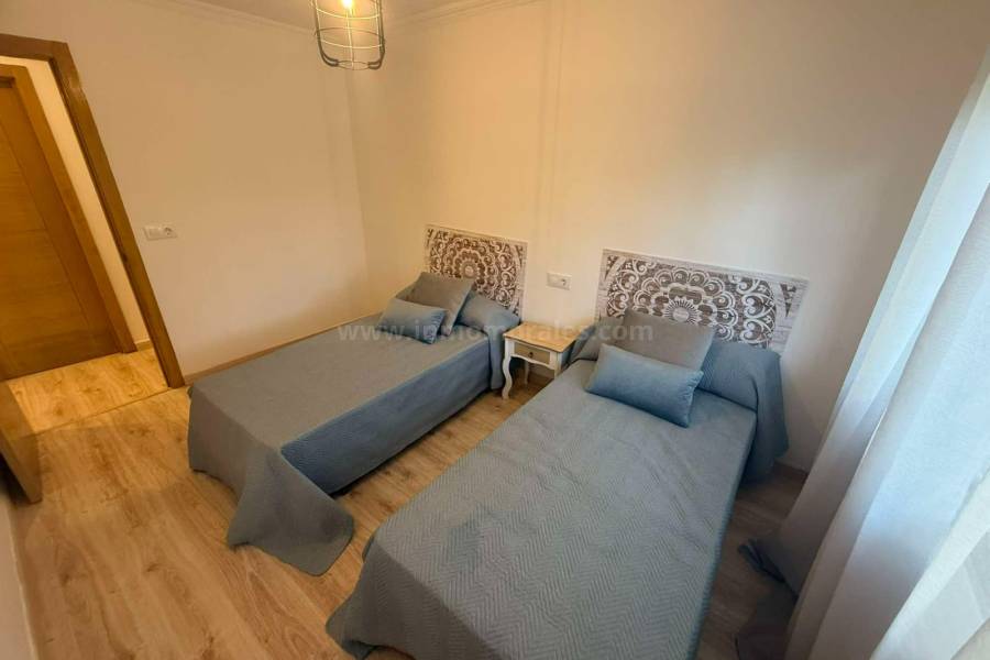 Herverkoop - Villa ( Finca ) - Orihuela