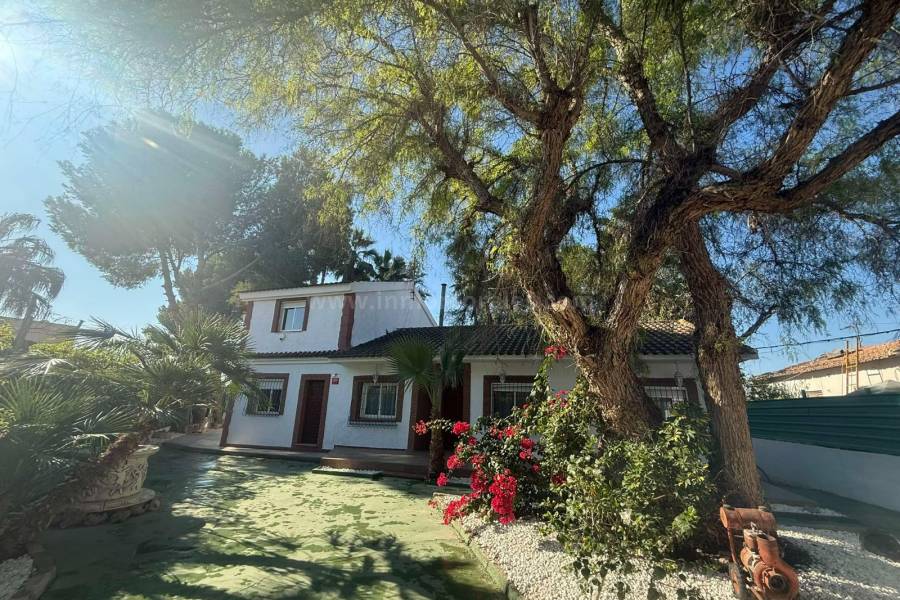 Herverkoop - Villa ( Finca ) - Orihuela