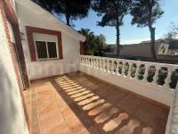 Herverkoop - Villa ( Finca ) - Orihuela