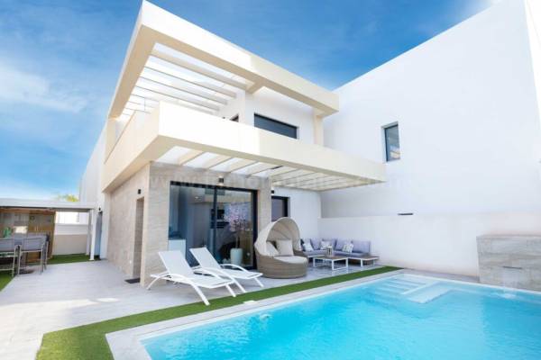 Detached House / Villa  - Resale - Los Montesinos - Los Montesinos