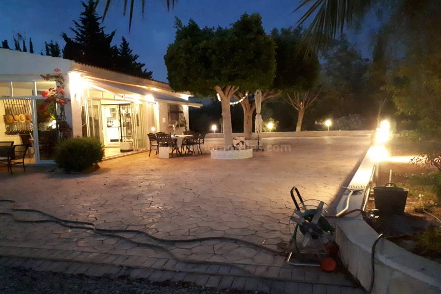 Wiederverkauf - Villa ( Finca ) - Crevillente - Crevillent