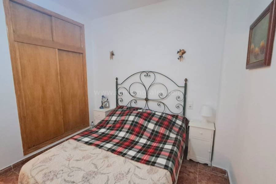 Resale - Apartment  - Torrevieja - Center Torrevieja