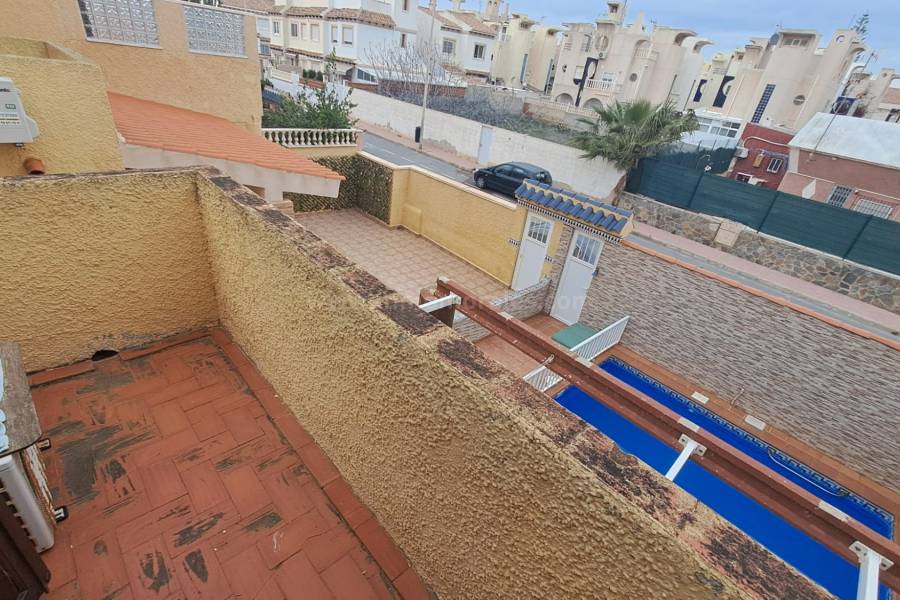 Wiederverkauf - Doppelhaushälfte - Torrevieja