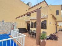Wiederverkauf - Doppelhaushälfte - Torrevieja