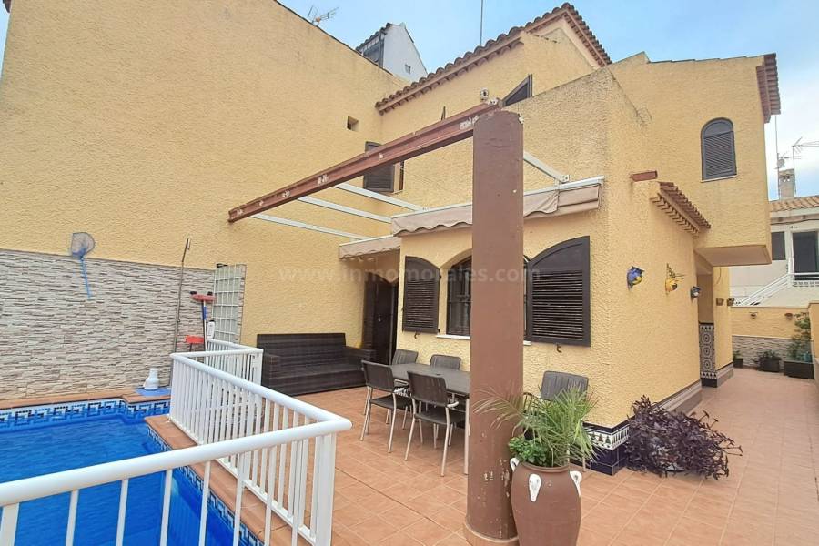 Wiederverkauf - Doppelhaushälfte - Torrevieja