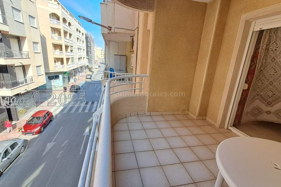 Resale - Apartment  - La Mata