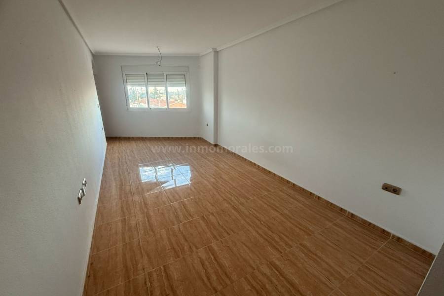 Herverkoop - Appartement - Almoradí