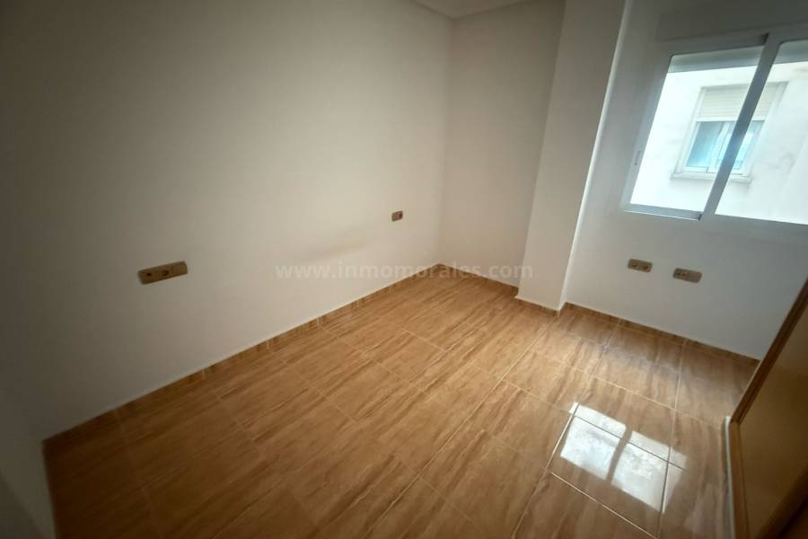Herverkoop - Appartement - Almoradí