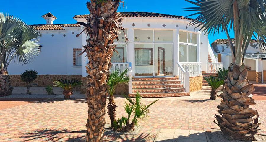Herverkoop - Villa ( Finca ) - Catral