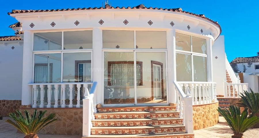 Herverkoop - Villa ( Finca ) - Catral
