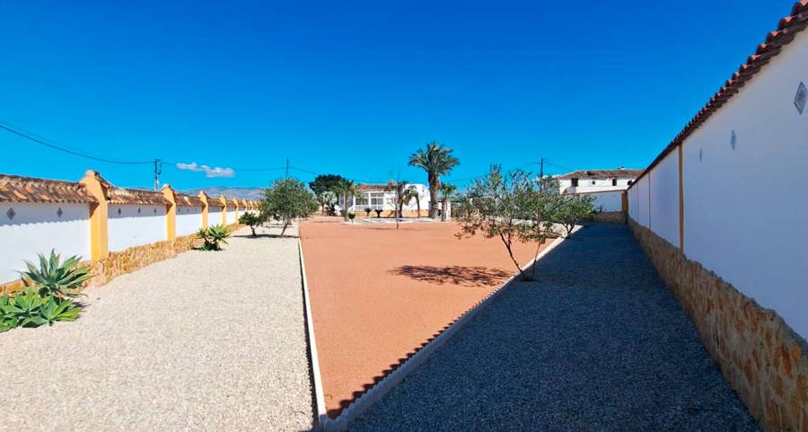 Herverkoop - Villa ( Finca ) - Catral