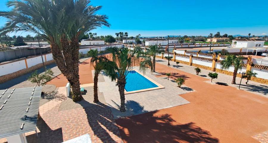 Herverkoop - Villa ( Finca ) - Catral