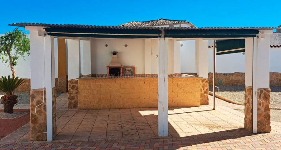 Herverkoop - Villa ( Finca ) - Catral