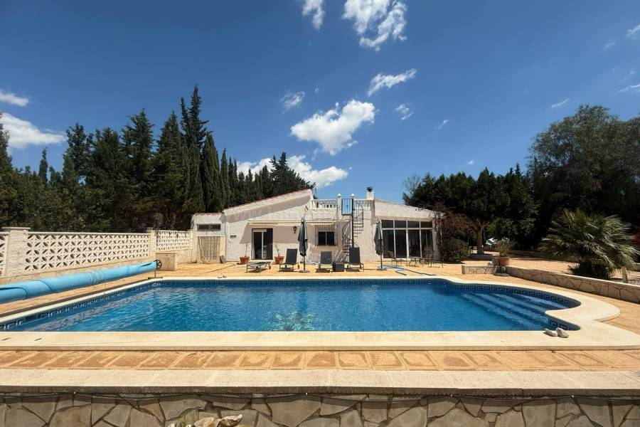 Wiederverkauf - Villa ( Finca ) - Crevillente - Crevillent
