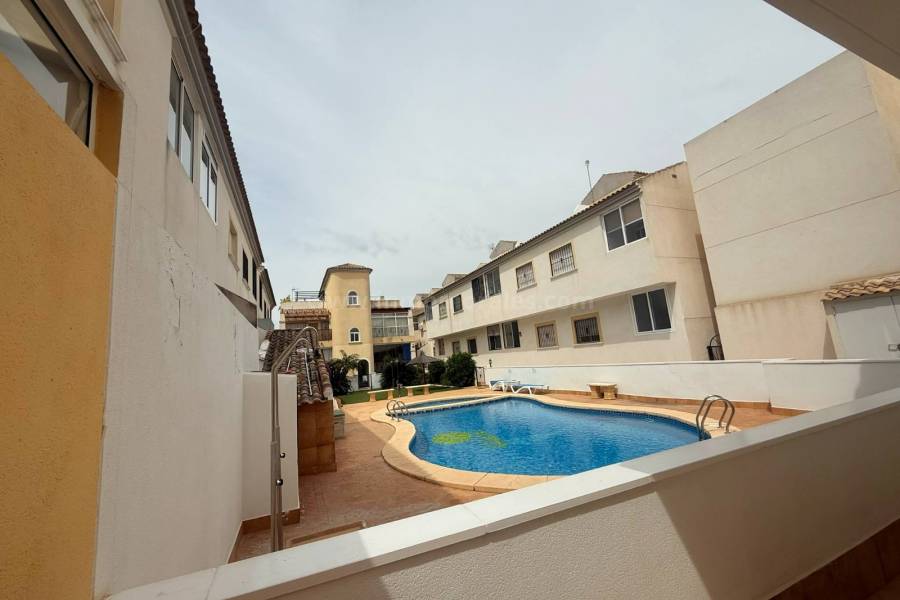 Resale - Apartment  - Almoradí - Las Heredades