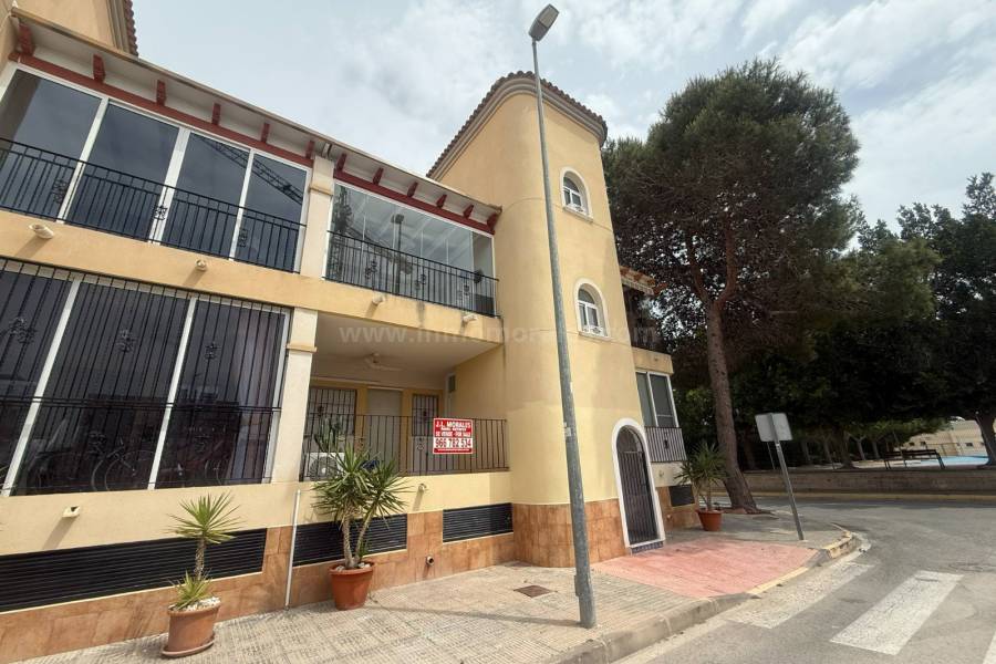 Resale - Apartment  - Almoradí - Las Heredades