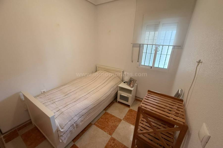 Resale - Apartment  - Almoradí - Las Heredades
