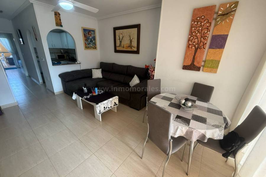 Herverkoop - Appartement - Daya Nueva