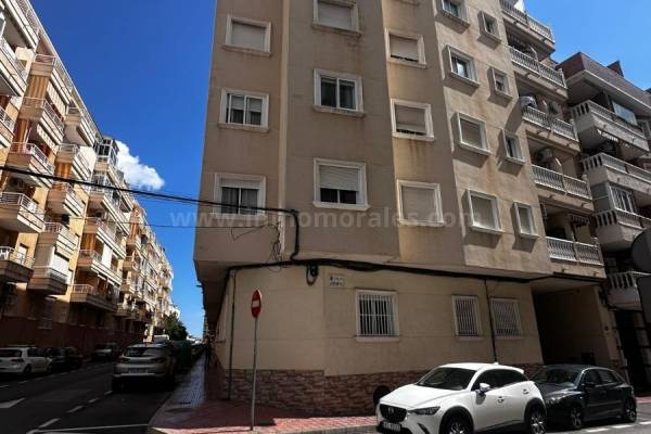 Apartment  - Resale - Torrevieja - Playa del Cura