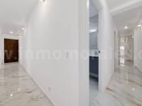 Resale - Apartment  - Torrevieja - Playa del Cura