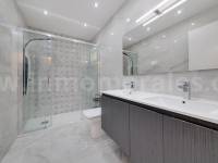 Resale - Apartment  - Torrevieja - Playa del Cura