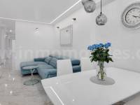 Resale - Apartment  - Torrevieja - Playa del Cura