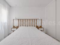 Resale - Apartment  - Torrevieja - Playa del Cura