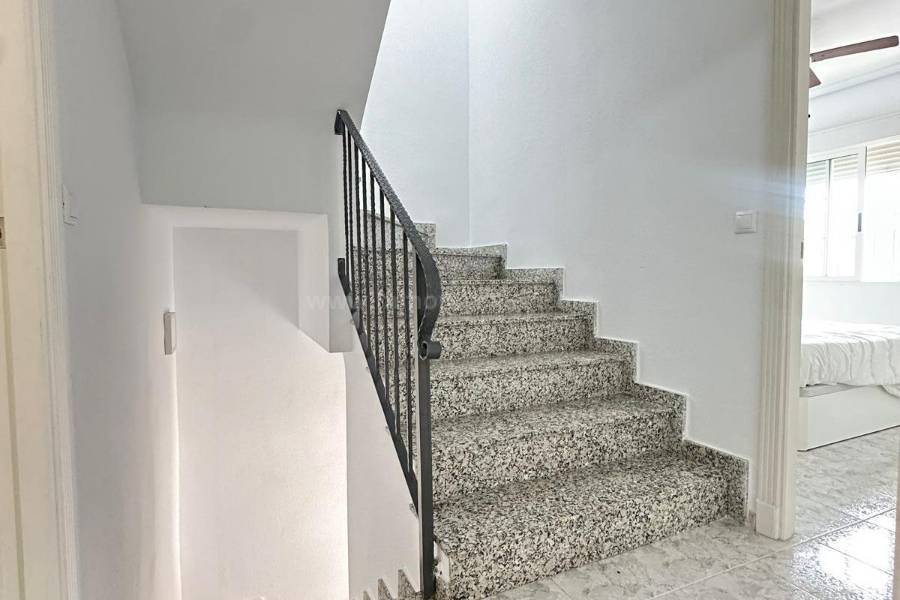 Resale - Town House  - Torrevieja - Los Frutales