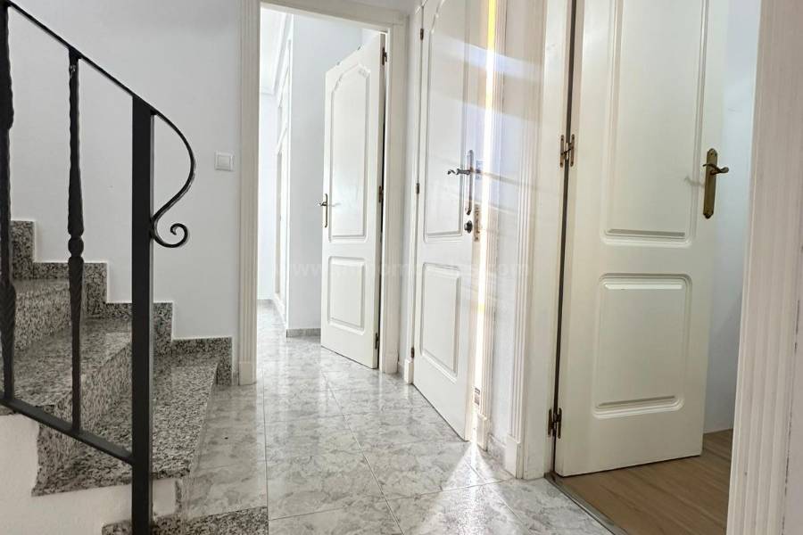 Resale - Town House  - Torrevieja - Los Frutales