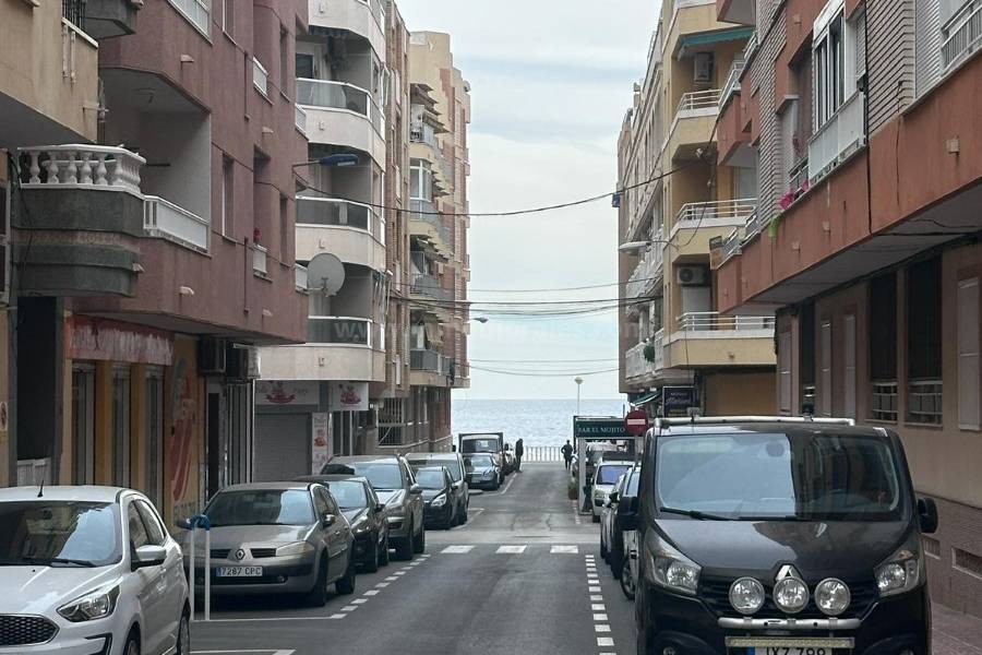 Resale - Studio - Torrevieja - Playa del Cura