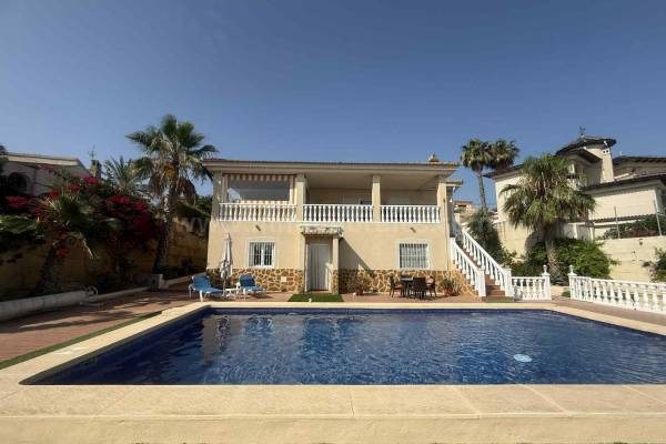 Maison individuelle / Villa - Revente - Almoradí - Almoradí