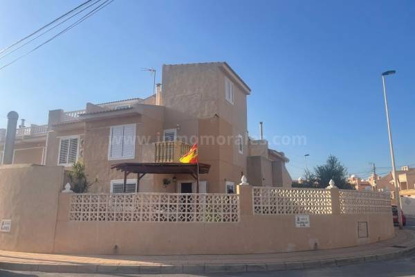 Reihenhaus - Wiederverkauf - Torrevieja - Torrevieja
