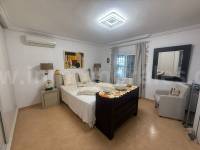 Venta - Villa con anexo - Catral